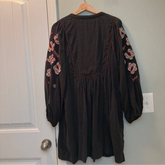 Scotch & Soda Embroidered Mini Dress Black with Floral Sleeves Size M - Picture 8 of 8